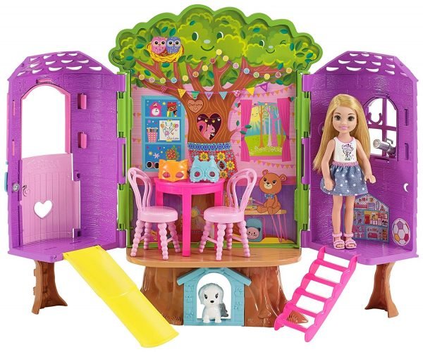 Barbie Chelsea, casa de muñecas Casita del Árbol
